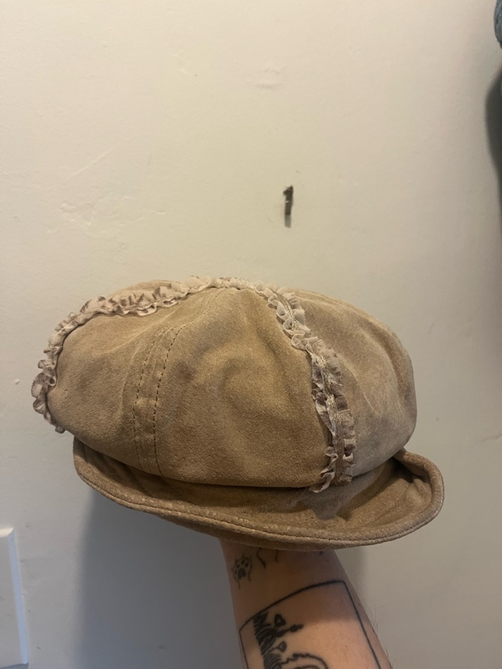 Vintage Suede Newsboy Cap in Tan